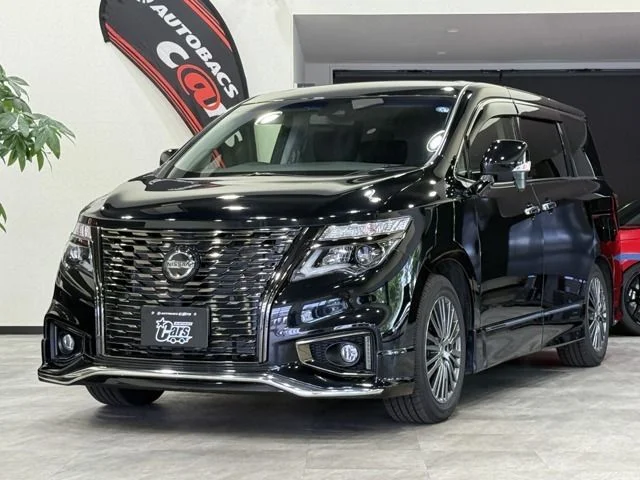 NISSAN ELGRAND 4WD 250ハイウェイスターS アーバンクロム