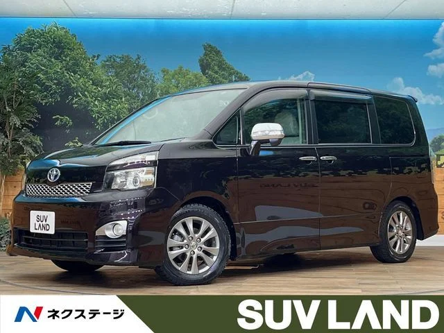 煌雅 TOYOTA VOXY 4WD ZS 煌 | Provide Cars