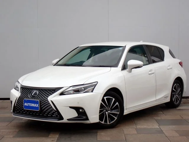 TOYOTA LEXUS CT200h バージョンC | Provide Cars